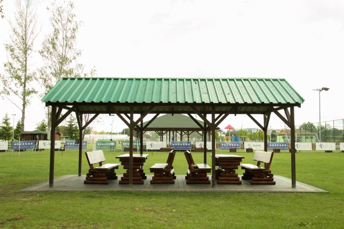 Camping Oaza Blonie Kornik Domki Standard Plus - 3 Pokoje Luaran gambar