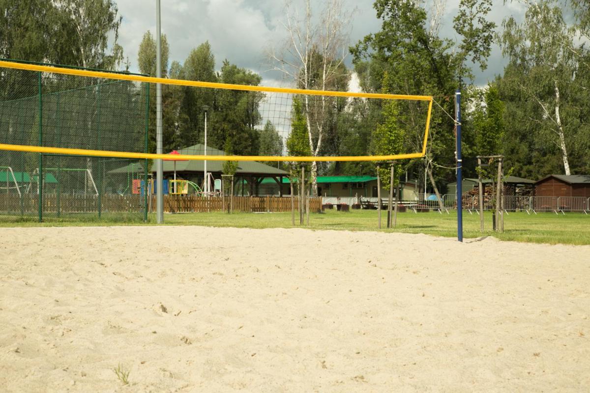 Camping Oaza Blonie Kornik Domki Standard Plus - 3 Pokoje Luaran gambar